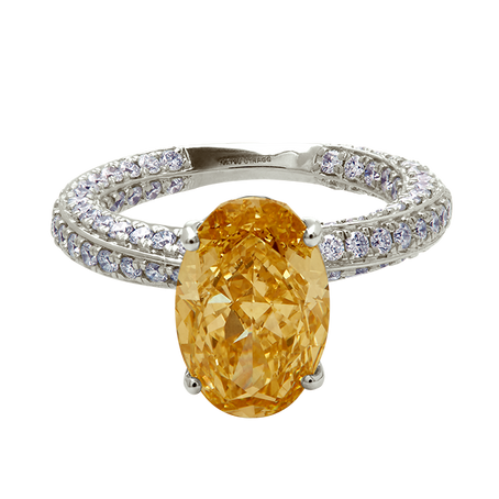 Aukera – Champagne Oval Grandeur Ring